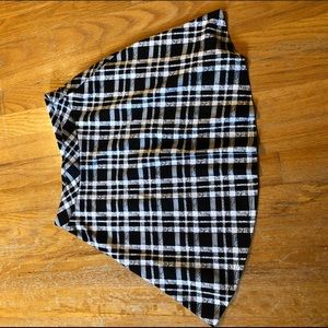 Black and white plaid skirt